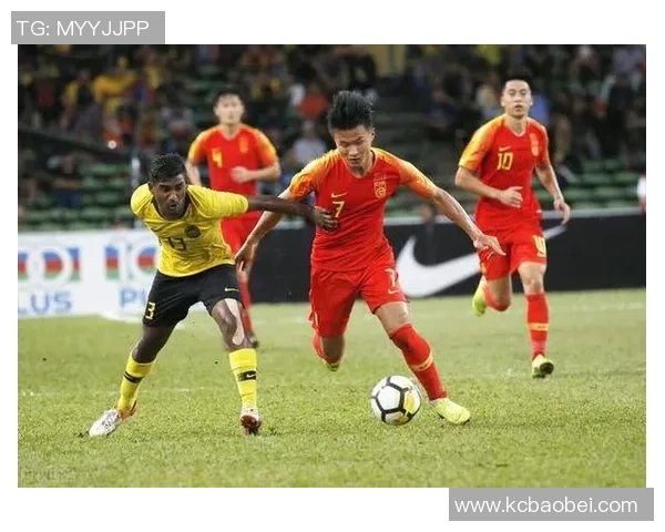 足球大白带你深入解析足球世界的奥秘与精彩瞬间